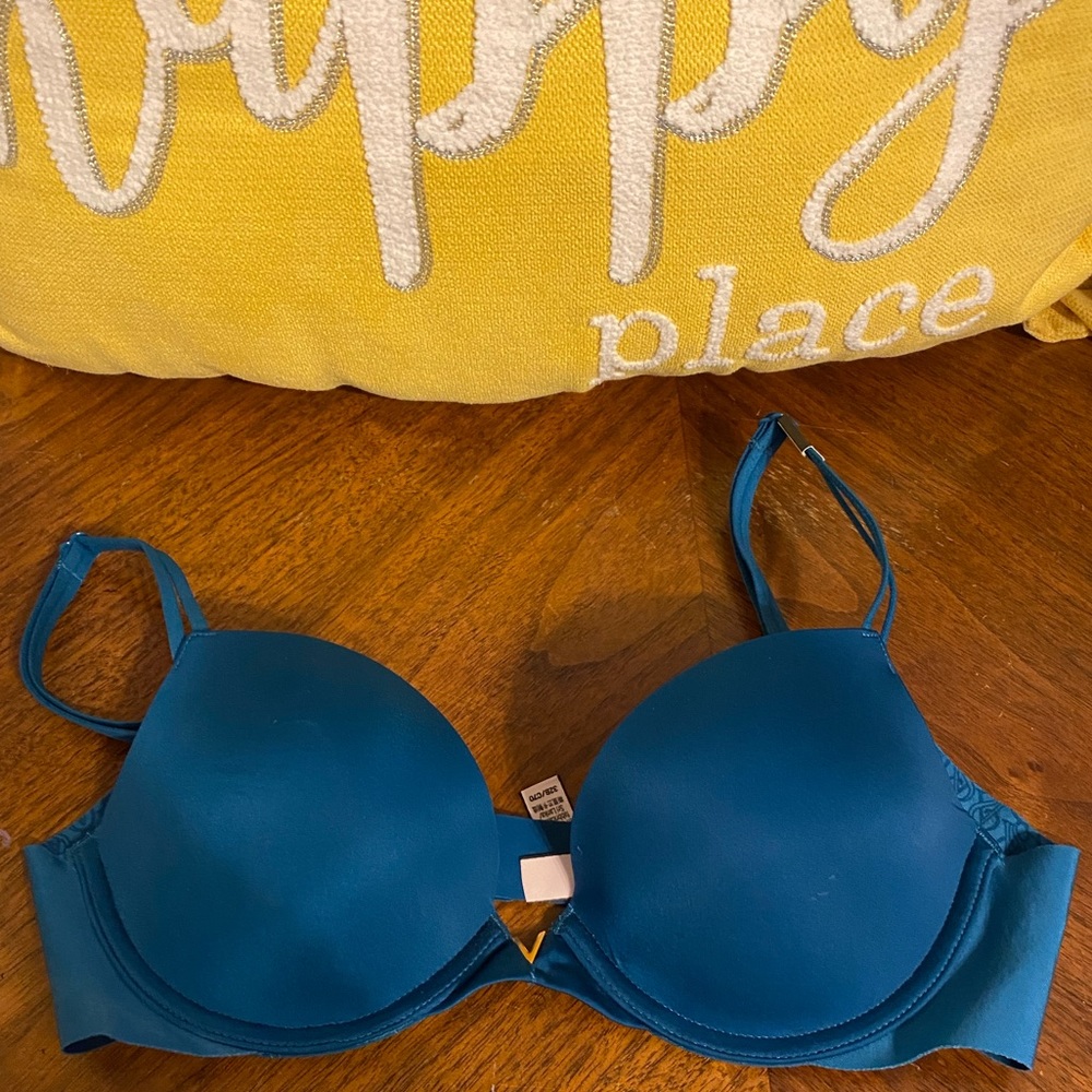 Victoria’s Secret bra